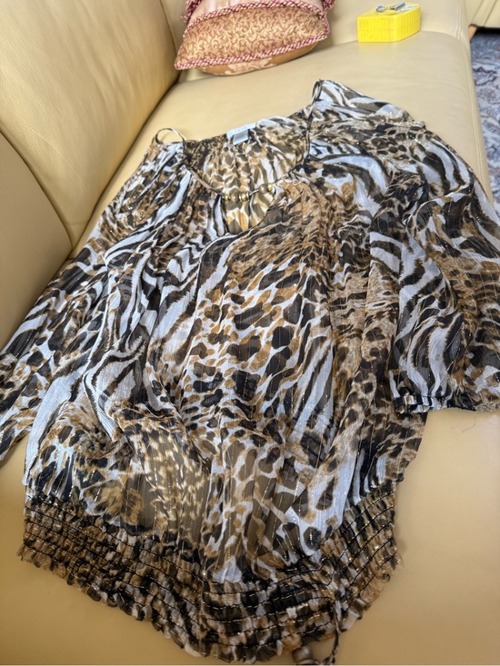 Cache Tops - Vintage sheer pattern leopard top made by Cache